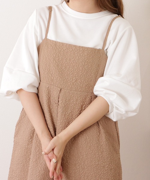 Lace Ladies(レースレディース)の「ふくれジャガード タック入り キャミソール ロング ワンピース(ジャンパースカート・レディース・グレー/ブラック/ブラウン/ネイビー・M/XL)」の2枚目の写真