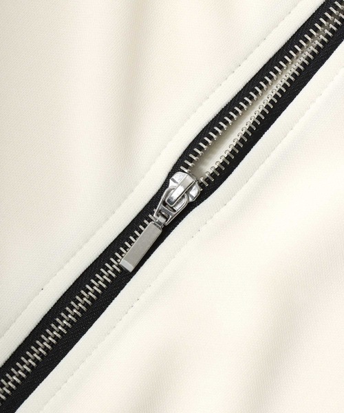 Salong hameu（サロン ハミュー）の「ワンポイントロゴ刺繍 サイドラインジャージ トラックジャケット レディース（ジャージ・レディース・グレー/アイボリー/ブラック・M/L）」の12枚目の写真