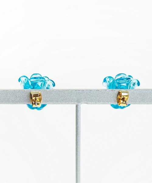 Casselini（キャセリーニ）の「Casselini(キャセリーニ)ローズピアス（ピアス（両耳用）・レディース・ホワイト/ピンク/ブルー/クリア・FREE）」の16枚目の写真