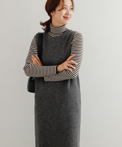 URBAN RESEARCH DOORS（アーバンリサーチドアーズ）の「ウール混カットジャンパースカート（ワンピース・レディース・ライトベージュ/ブラック/グレー・MEDIUM）」の5枚目の写真