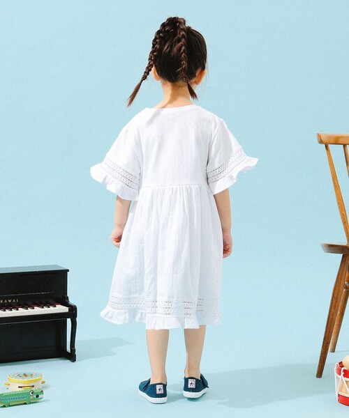 B:MING by BEAMS(ビーミングバイビームス)の「B:MING by BEAMS / ダブルガーゼ ワンピース(100~140cm)(ワンピース・キッズ・ブルー系その他4/ホワイト・140/110/100/130/120)」の6枚目の写真