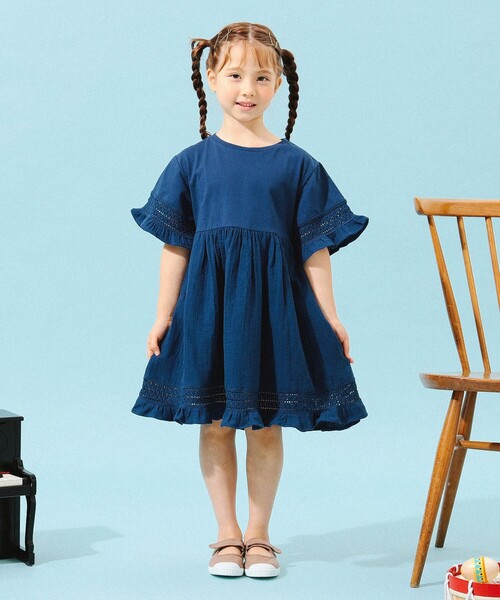 B:MING by BEAMS(ビーミングバイビームス)の「B:MING by BEAMS / ダブルガーゼ ワンピース(100~140cm)(ワンピース・キッズ・ブルー系その他4/ホワイト・140/110/100/130/120)」の18枚目の写真