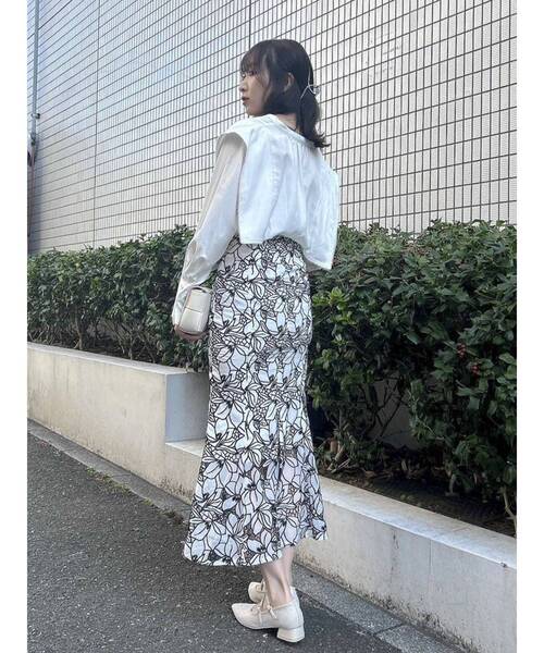 dazzlin（ダズリン）の「レースカラーナロースカート（スカート・レディース・オフホワイト/パープル/グレー・MEDIUM/SMALL）」の11枚目の写真