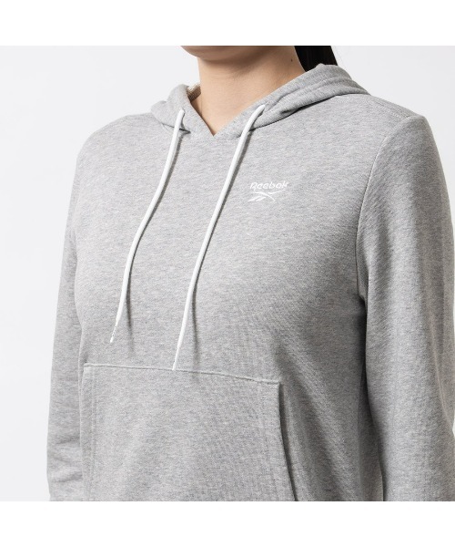 Reebok(リーボック)の「フレンチテリー スモールロゴ フーディー / RI SL FRENCH TERRY HOODIE(パーカー・レディース・ブルーグレー/グレー/ブラック・LARGE/MEDIUM/SMALL/XX-LARGE/X-LARGE/X-SMALL)」の6枚目の写真