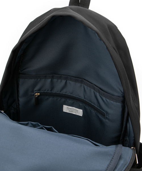 ROPE' PICNIC(ロペピクニック)の「A4対応・撥水加工/リサイクルポリエステルツイルリュック(バックパック/リュック・レディース・ブラック/チャコールグレー/ベージュ/ブルー系その他5/ベージュ系その他・FREE)」の8枚目の写真