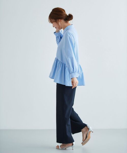 le.coeur blanc(ルクールブラン)の「ギャザーペプラムシャツ(シャツ/ブラウス・レディース・オフホワイト/ブルー系その他3・38)」の15枚目の写真