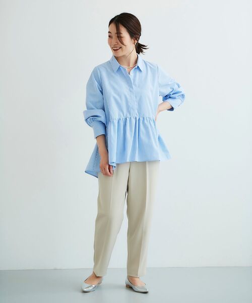 le.coeur blanc(ルクールブラン)の「ギャザーペプラムシャツ(シャツ/ブラウス・レディース・オフホワイト/ブルー系その他3・38)」の21枚目の写真