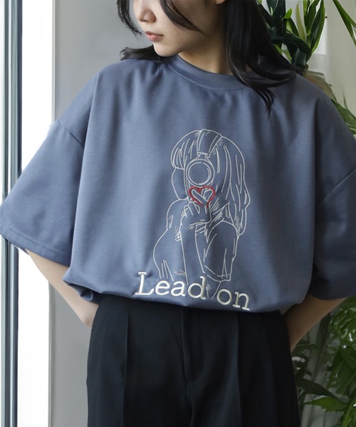 make a ray!（メイク ア レイ！）の「【0】ハート刺繍＆ガールイラスト LOVE MUSIC  ビッグシルエット プリントTシャツ/接触冷感（Tシャツ/カットソー・レディース・チャコールグレー/ホワイト/ブルー系その他/ダークグレー/オフホワイト/ブルー・L/M）」の6枚目の写真