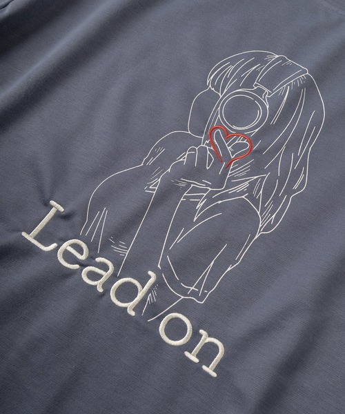 make a ray!（メイク ア レイ！）の「【0】ハート刺繍＆ガールイラスト LOVE MUSIC  ビッグシルエット プリントTシャツ/接触冷感（Tシャツ/カットソー・レディース・チャコールグレー/ホワイト/ブルー系その他/ダークグレー/オフホワイト/ブルー・L/M）」の7枚目の写真