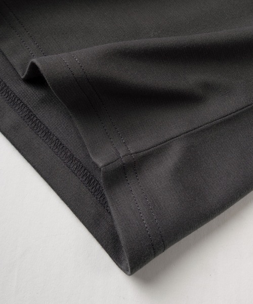 make a ray!（メイク ア レイ！）の「【0】ハート刺繍＆ガールイラスト LOVE MUSIC  ビッグシルエット プリントTシャツ/接触冷感（Tシャツ/カットソー・レディース・チャコールグレー/ホワイト/ブルー系その他/ダークグレー/オフホワイト/ブルー・L/M）」の19枚目の写真