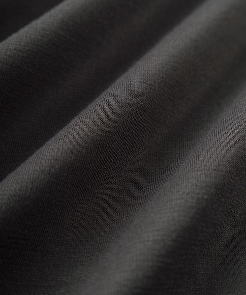 make a ray!（メイク ア レイ！）の「【0】ハート刺繍＆ガールイラスト LOVE MUSIC  ビッグシルエット プリントTシャツ/接触冷感（Tシャツ/カットソー・レディース・チャコールグレー/ホワイト/ブルー系その他/ダークグレー/オフホワイト/ブルー・L/M）」の15枚目の写真