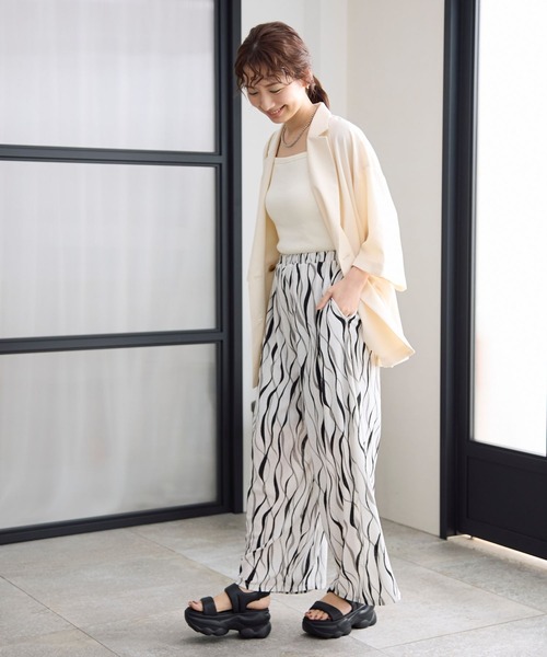 LEPSIM（レプシィム）の「パデットボリュームサンダル　108085（サンダル・レディース・アイボリー/ブラック・LARGE/MEDIUM）」の12枚目の写真