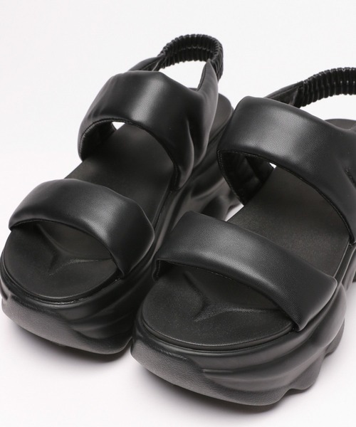 LEPSIM（レプシィム）の「パデットボリュームサンダル　108085（サンダル・レディース・アイボリー/ブラック・LARGE/MEDIUM）」の5枚目の写真