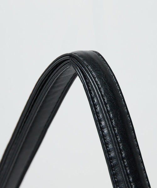 Chick（チック）の「Shoulder bag Backpack 2WAY type / ショルダーバッグ バックパック 2WAYタイプ（ショルダーバッグ・レディース・シルバー/ブラック・FREE）」の6枚目の写真