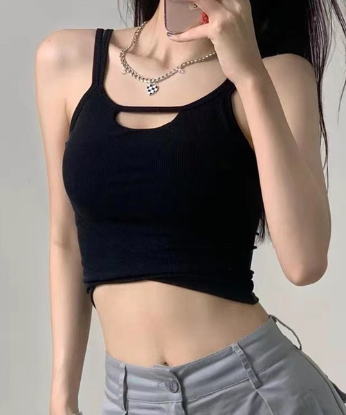 Lace Ladies(レースレディース)の「ダブルストラップ カットアウト コンパクト カップ付き キャミソール(キャミソール・レディース・グレー/ブラック/モカ/ホワイト・FREE)」の2枚目の写真