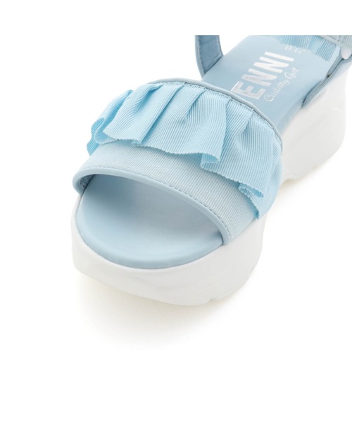 JENNI(ジェニィ)の「フリルガーリースポサン(サンダル・キッズ・アイボリー/ブラック/サックスブルー・20cm/21cm/22cm/23cm/24cm)」の18枚目の写真