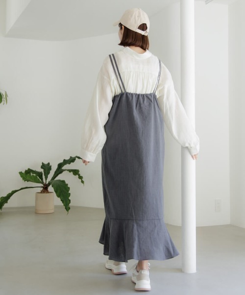 flower（フラワー）の「リボンストラップキャミワンピース（ワンピース・レディース・ブラック/イエロー・FREE）」の4枚目の写真