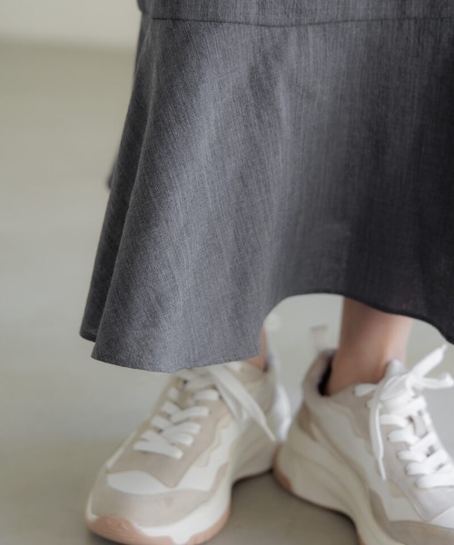 flower（フラワー）の「リボンストラップキャミワンピース（ワンピース・レディース・ブラック/イエロー・FREE）」の10枚目の写真