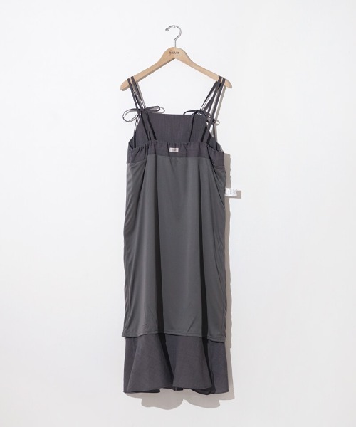 flower（フラワー）の「リボンストラップキャミワンピース（ワンピース・レディース・ブラック/イエロー・FREE）」の18枚目の写真