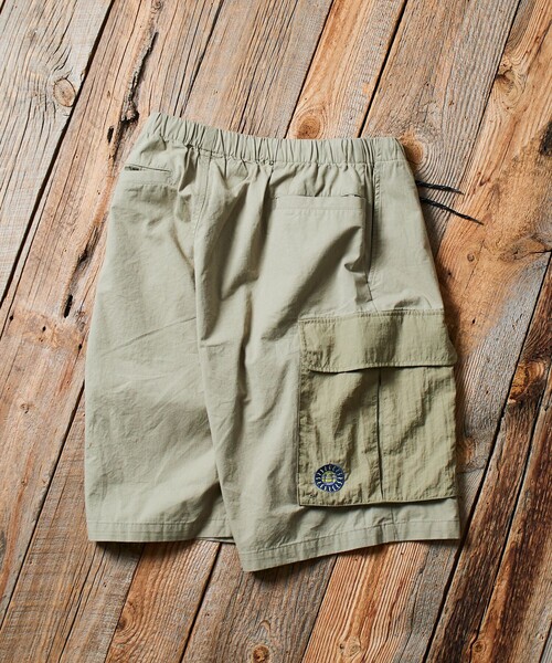 Jonas Claesson（ジョナスクレアッソン）の「JONAS CLAESSON/ジョナスクレアッソン Trip Shorts/トリップ ショーツ/カーゴショーツ（カーゴパンツ・メンズ・オフホワイト/ブラック/オリーブ・MEDIUM/LARGE）」の3枚目の写真