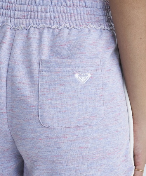 ROXY(ロキシー)の「SOL DE VERANO SHORTS/ロキシーウエストゴムショートスウェットパンツ(スウェットパンツ・レディース・グレー/パープル/ブラウン・MEDIUM/LARGE/SMALL)」の11枚目の写真