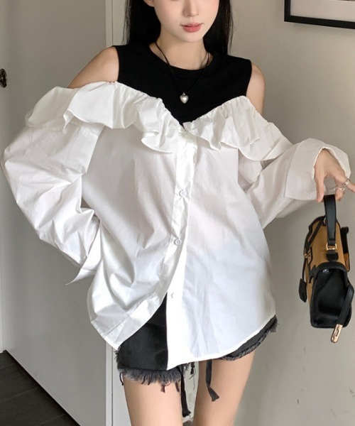 Sibra(シブラ)の「配色フリルブラウス(シャツ/ブラウス・レディース・モカ/ホワイト・M)」の2枚目の写真