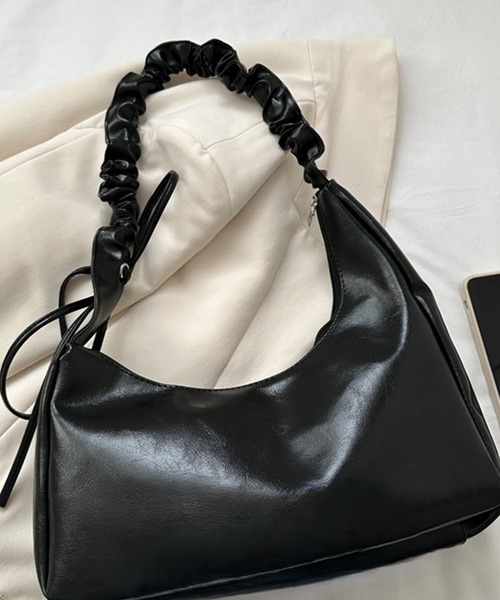 MILAE（ミレ）の「フェイクレザーショルダーバッグ（ショルダーバッグ・レディース・ゴールド/ブラック/シルバー/ブラウン/ホワイト・FREE）」の14枚目の写真