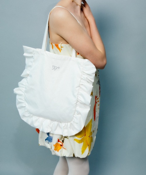 whim(ウィム)の「【NEW】"W" logo tote bag(トートバッグ・レディース・ホワイト/ブラック・FREE)」の11枚目の写真