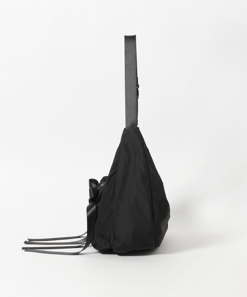 mysty woman（ミスティウーマン）の「ナイロンリボンショルダーBAG　128281 【500mlペットボトル収納可能！】（ショルダーバッグ・レディース・ブラック/シルバーグレー/カーキ・FREE）」の10枚目の写真