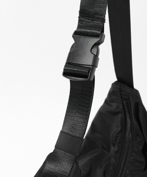 ■【mysty woman】未使用シャーリングドロストBAG ブラック mysty woman ショルダーバッグ バッグ シャーリングショルダー