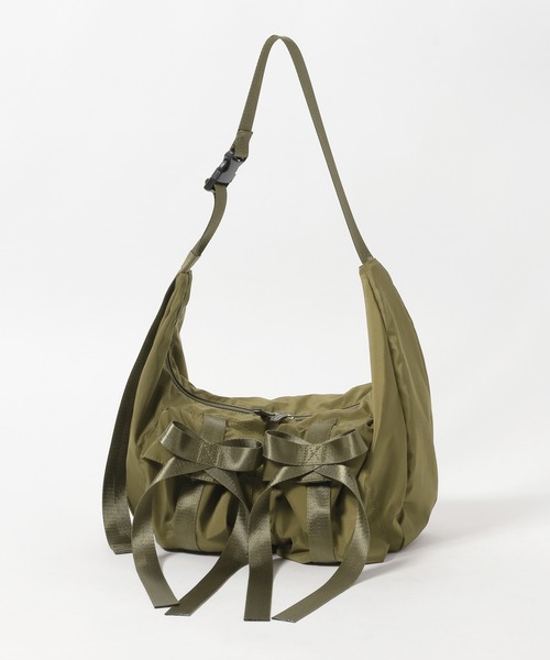 mysty woman（ミスティウーマン）の「ナイロンリボンショルダーBAG　128281 【500mlペットボトル収納可能！】（ショルダーバッグ・レディース・ブラック/シルバーグレー/カーキ・FREE）」の18枚目の写真