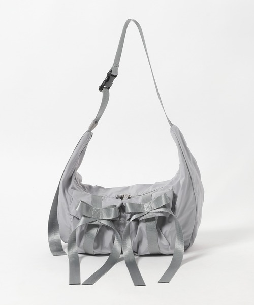 mysty woman（ミスティウーマン）の「ナイロンリボンショルダーBAG　128281 【500mlペットボトル収納可能！】（ショルダーバッグ・レディース・ブラック/シルバーグレー/カーキ・FREE）」の20枚目の写真