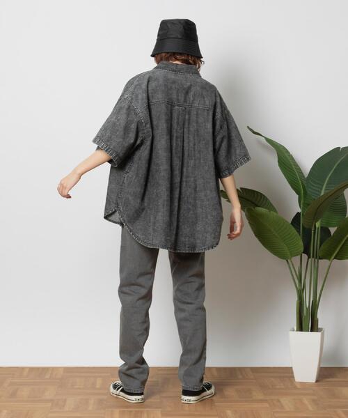 BACK NUMBER(バックナンバー)の「BACK NUMBER(バックナンバー)ライトオンスデニム半袖ビッグシャツ(シャツ/ブラウス・レディース・ブラック・M/L/XL)」の17枚目の写真