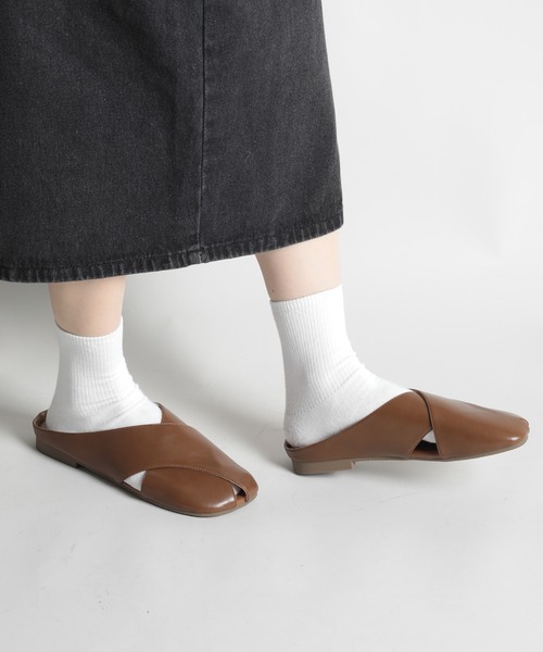 shoes365(シューズスリーシックスファイヴ)の「【shoes365】クロスデザインサンダル (SS)(サンダル・レディース・オフホワイト/ベージュ/ブラウン・23.0cm/23.5cm/24.0cm/24.5cm/22.5cm/25.0cm)」の15枚目の写真