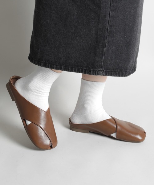 shoes365(シューズスリーシックスファイヴ)の「【shoes365】クロスデザインサンダル (SS)(サンダル・レディース・オフホワイト/ベージュ/ブラウン・23.0cm/23.5cm/24.0cm/24.5cm/22.5cm/25.0cm)」の17枚目の写真