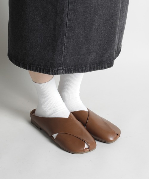shoes365(シューズスリーシックスファイヴ)の「【shoes365】クロスデザインサンダル (SS)(サンダル・レディース・オフホワイト/ベージュ/ブラウン・23.0cm/23.5cm/24.0cm/24.5cm/22.5cm/25.0cm)」の19枚目の写真