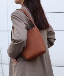 relac（レーラック）の「【本革】 バケツ型 ワンハンドル ショルダーバッグ インポーチ付き（ショルダーバッグ）」