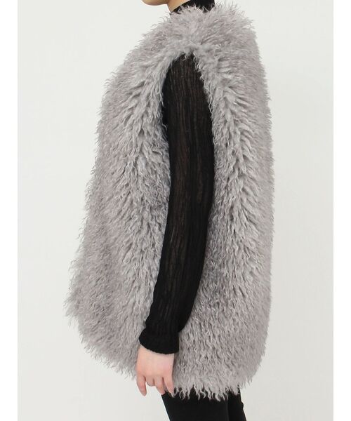 MURUA（ムルーア）の「フェイクファーオーバージレ（ベスト・レディース・グレー/アイボリー・FREE）」の3枚目の写真