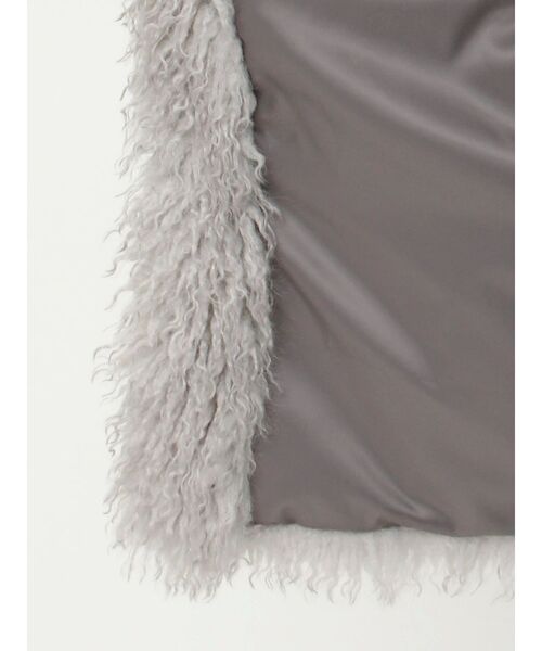 MURUA（ムルーア）の「フェイクファーオーバージレ（ベスト・レディース・グレー/アイボリー・FREE）」の8枚目の写真