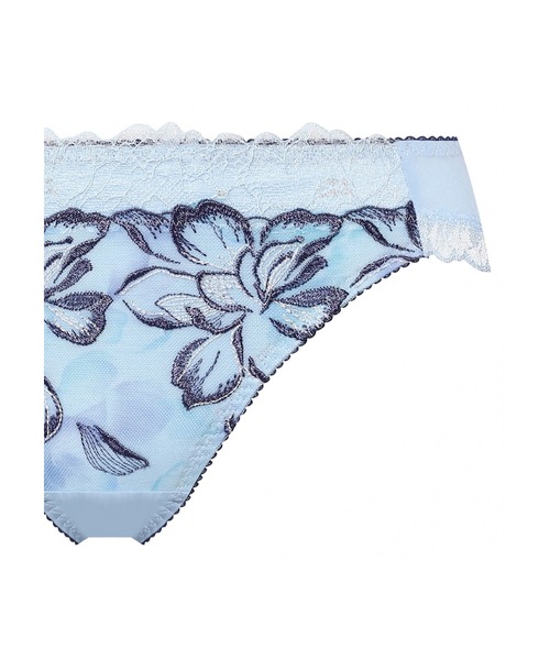 Triumph（トリンプ）の「天使のブラ 魔法のハリ感606 レギュラーショーツ TR606 Hikini【M,Lサイズ】（ショーツ・レディース・グレー/ベージュ/パープル/ブルー/ホワイト・L/M）」の9枚目の写真