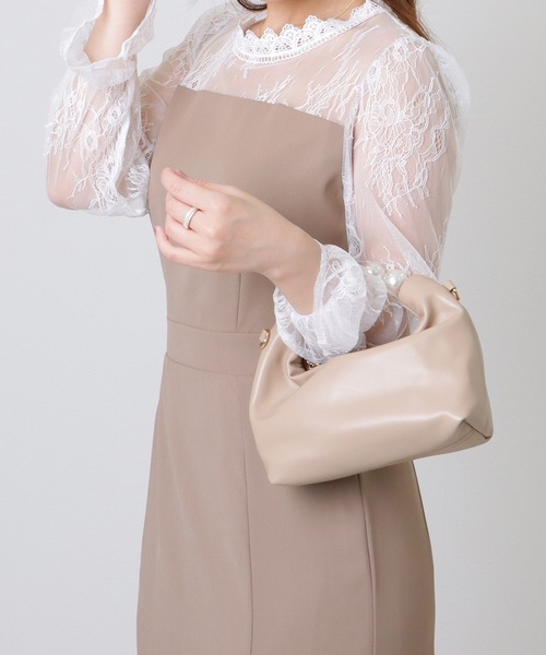 Lace Ladies(レースレディース)の「ビッグパール コンパクト 2WAY レザー調 ショルダーバッグ(クラッチバッグ・レディース・シルバー/アイボリー/ブラック/ベージュ・FREE)」の18枚目の写真