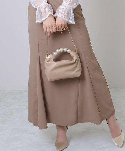 Lace Ladies(レースレディース)の「ビッグパール コンパクト 2WAY レザー調 ショルダーバッグ(クラッチバッグ・レディース・シルバー/アイボリー/ブラック/ベージュ・FREE)」の22枚目の写真