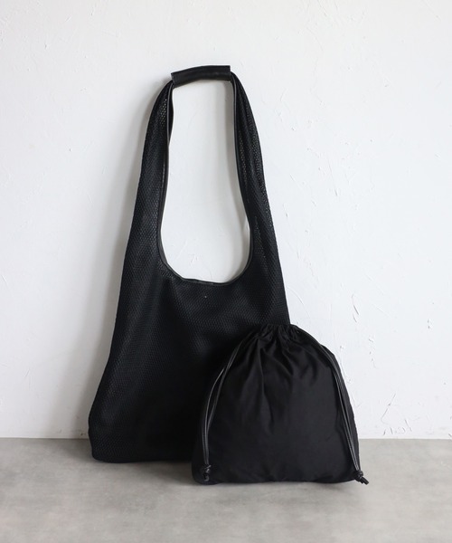 Bonjour Sagan（ボンジュールサガン）の「巾着付きメッシュバッグ（ショルダーバッグ・レディース・ブラック/アイボリー・FREE）」の17枚目の写真