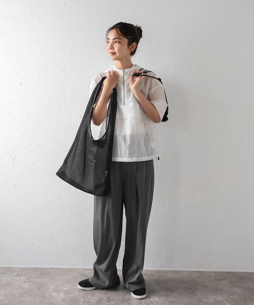 Bonjour Sagan（ボンジュールサガン）の「巾着付きメッシュバッグ（ショルダーバッグ・レディース・ブラック/アイボリー・FREE）」の13枚目の写真