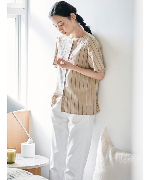 and myera（アンド マイラ）の「ａｎｄ　ｍｙｅｒａ　ストライプなラグランシャツ（シャツ/ブラウス・レディース・ベージュ/グリーン/ブルー・MEDIUM/LARGE/X-LARGE/SMALL）」の9枚目の写真