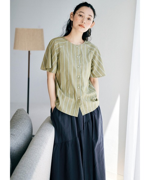 and myera（アンド マイラ）の「ａｎｄ　ｍｙｅｒａ　ストライプなラグランシャツ（シャツ/ブラウス・レディース・ベージュ/グリーン/ブルー・MEDIUM/LARGE/X-LARGE/SMALL）」の16枚目の写真