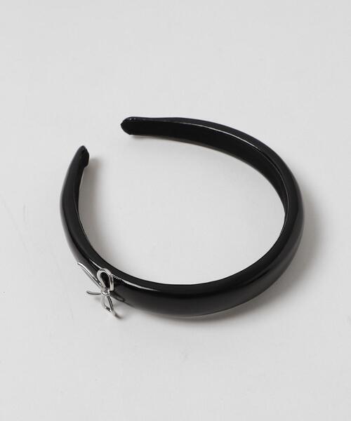 WEGO(ウィゴー)の「WEGO/ワンポイントメタルリボンカチューシャ(カチューシャ・レディース・ブラック/シルバー・FREE)」の4枚目の写真