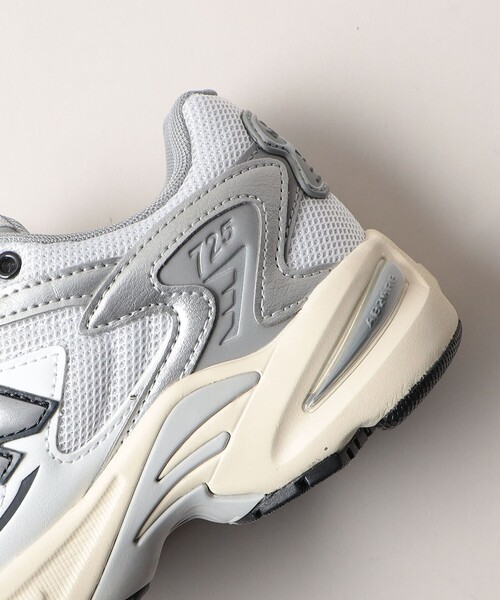 NEW BALANCE(ニューバランス)の「<New Balance>ML725(スニーカー・レディース・ブラック/シルバー・22.5cm/23cm/23.5cm/24cm/24.5cm/25cm)」の10枚目の写真