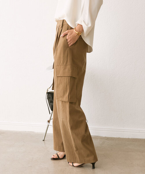 RIVE DROITE（リヴドロワ）の「【MONN.:.(モン)】チノカーゴパンツ（カーゴパンツ・レディース・ネイビー/ブラウン・38/36）」の6枚目の写真