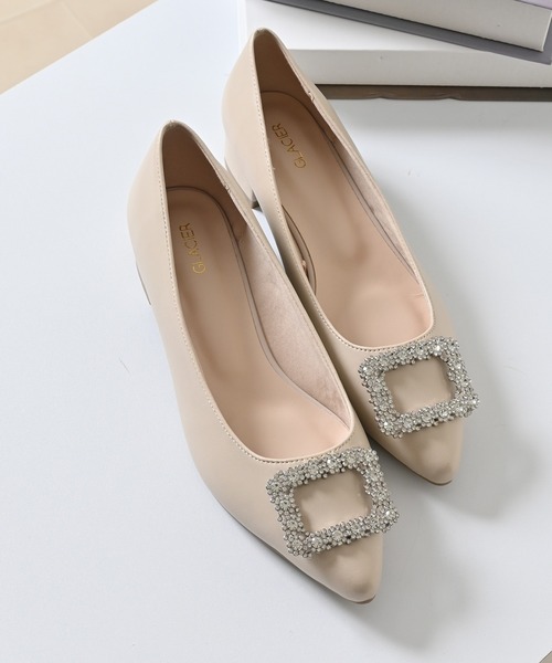 Honeys（ハニーズ）の「モチーフ付ポインテッドパンプス（パンプス・レディース・ブラック/ライトベージュ/ブラック系その他/モカ/ライトカーキ・22.5/23.0/23.5/24.0/24.5）」の4枚目の写真